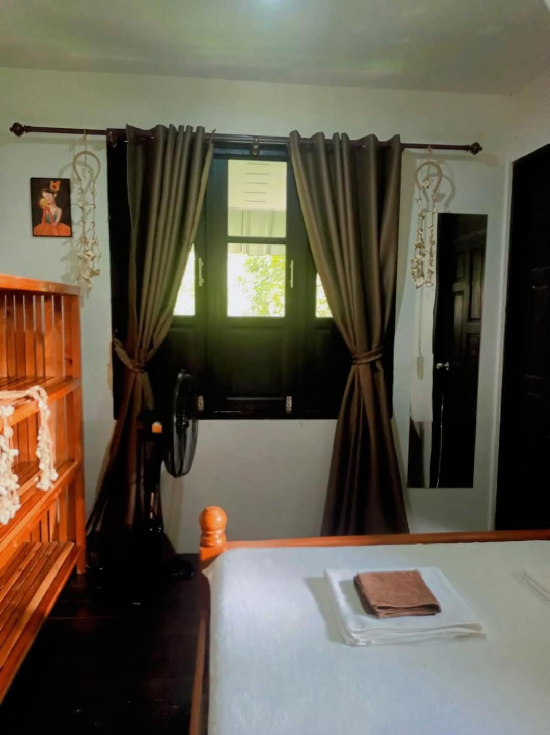 Salamao Bungalow Koh Tao Rum bild